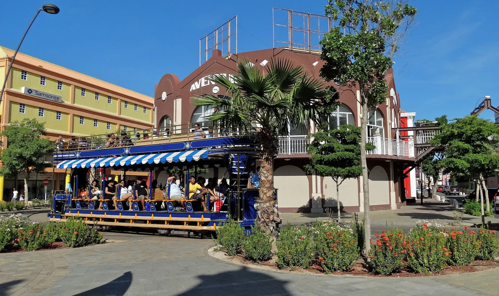 Oranjestad walking tour