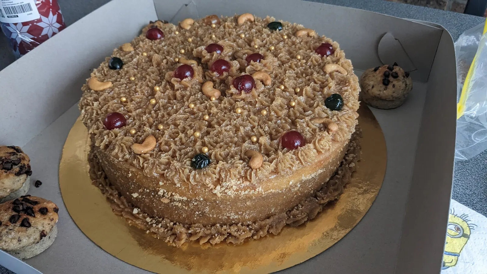 Bolo di cashupete (cashew cake)