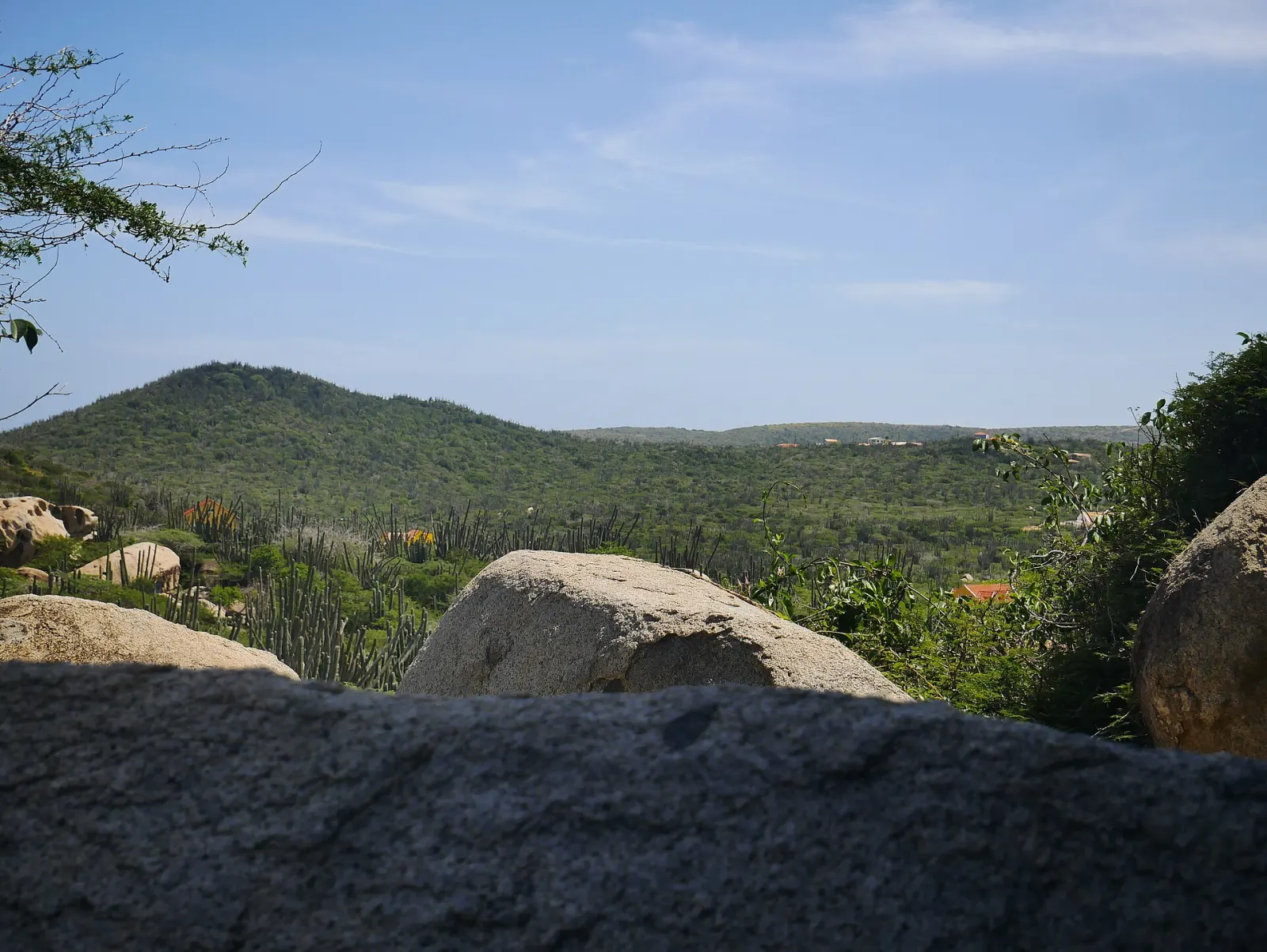 Formations rocheuses d'Ayo